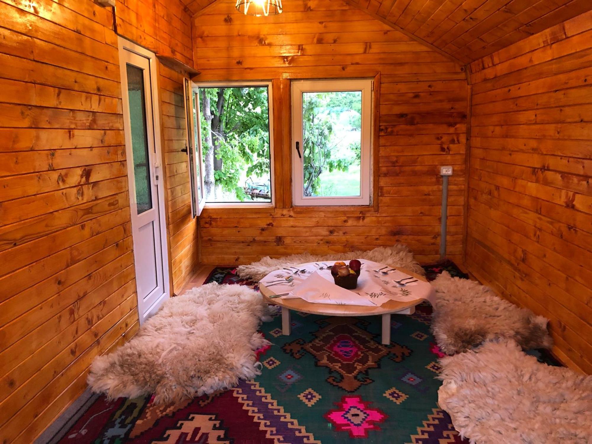 Bujtina Gashi Guest House Kukes Extérieur photo